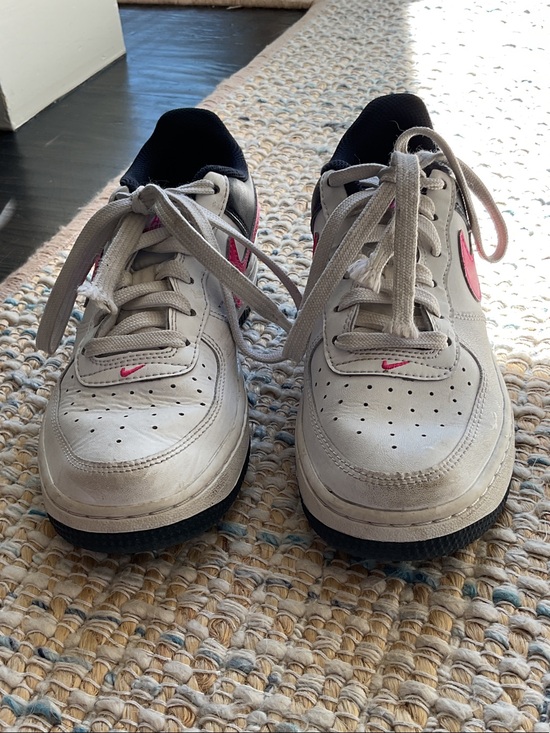 Nike Other - Nike Kids White Sneakers with Pink Swoosh